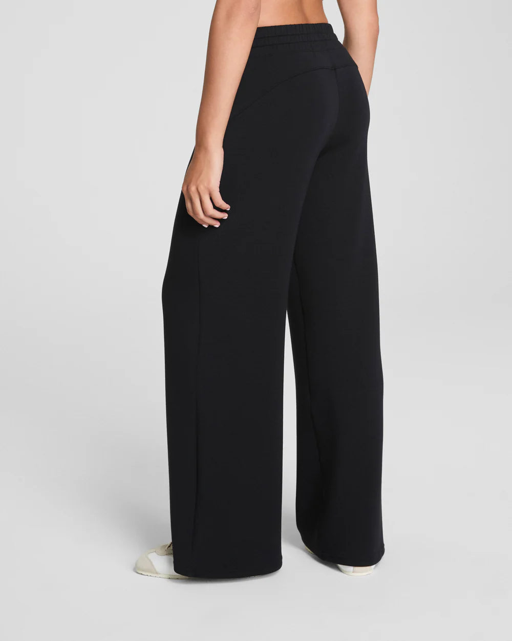 Spanx AirEssentials Wide Leg Pant-Very Black