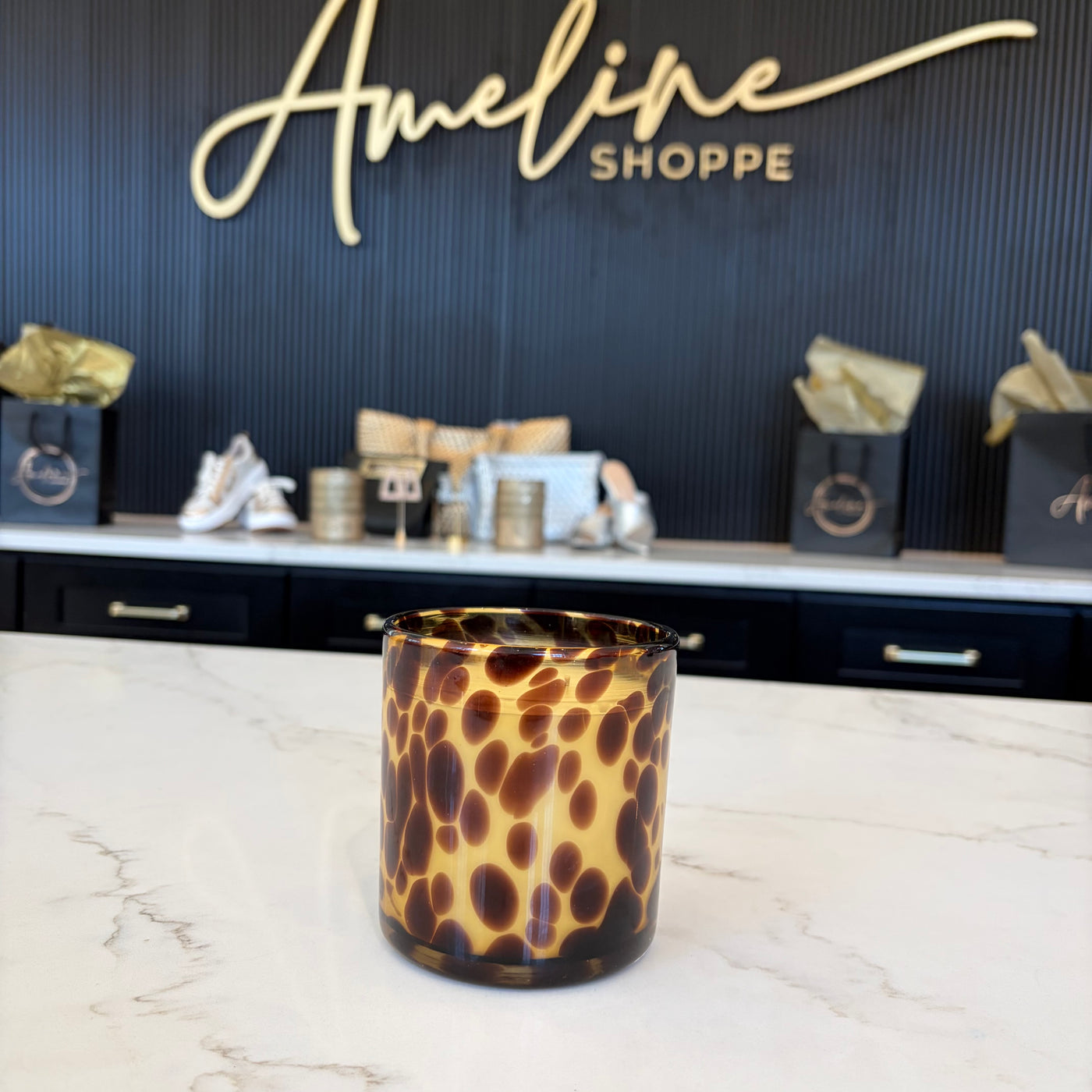 Ameline Signature Candle Scent Dalmatian Vessel