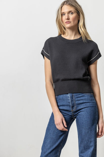 Wedge Pullover Sweater-Black