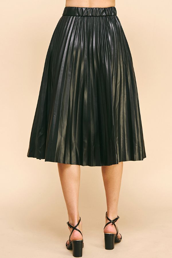 Pleated Vegan Leather Skirt-Black